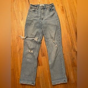 Abercrombie&Fitch Curve Love Ultra High Rise 90’s Straight Jean